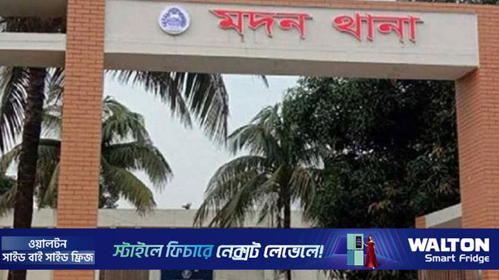 নেত্রকোণায় মাছ ধরতে গিয়ে বজ্রপাতে যুবকের মৃত্যু