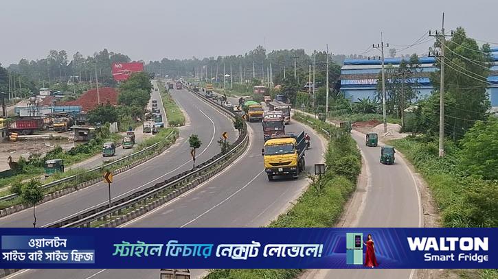 ২২ ঘণ্টা পর ঢাকা-টাঙ্গাইল মহাসড়কে যান চলাচল স্বাভাবিক 