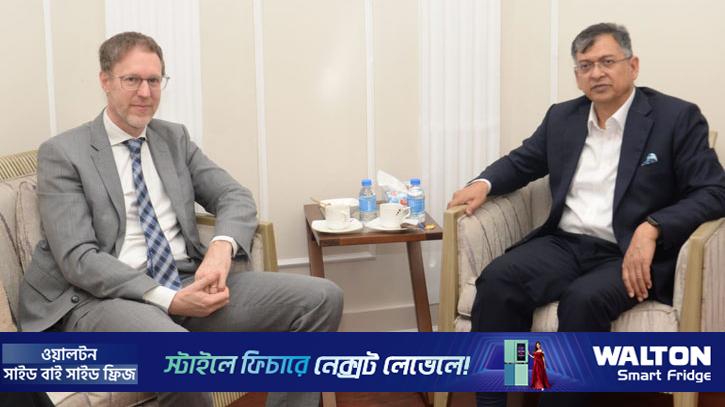 স্বরাষ্ট্রমন্ত্রীর সঙ্গে ইউএনডিপির আবাসিক প্রতিনিধিদলের সৌজন্য সাক্ষাৎ