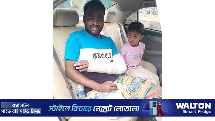 চাঁদার দাবিতে কৃষকদল নেতার পা ভেঙে দেওয়ার অভিযোগ ছাত্রদল নেতার বিরুদ্ধে