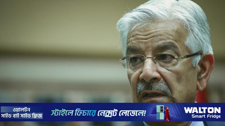 ইসরায়েলের বিরুদ্ধে পোস্ট করে আবার মুছে ফেললেন পাকিস্তানের প্রতিরক্ষামন্ত্রী