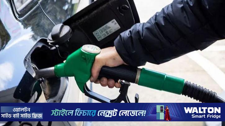 ট্রাম্পের এক ঘোষণায় তেলের বাজারে ব্যাপক দরপতন