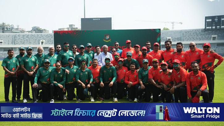 ব্যাট-বলে ঝড় তুলে একাই ম্যাচ জিতালেন রফিক