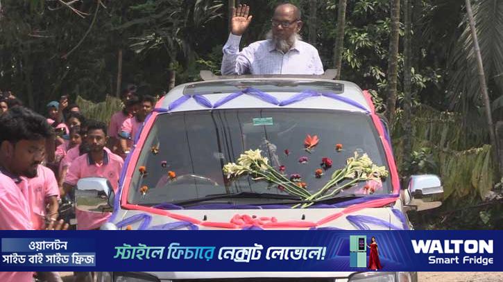 ভিন্ন আয়োজনে প্রিয় বুলু স্যারকে বিদায়