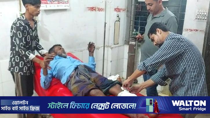 লক্ষ্মীপুরে ২ গ্রুপের মধ্যে গোলাগুলি, পথচারী গুলিবিদ্ধ