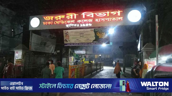 রাস্তা পারাপারের সময় বেপরোয়া মোটরসাইকেলের ধাক্কা, যুবকের মৃত্যু