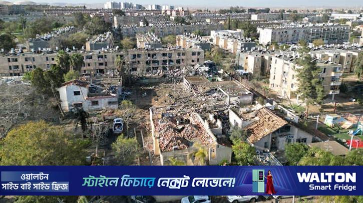 ইরান-লেবাননের ক্ষেপণাস্ত্র হামলায় কাঁপছে ইসরায়েল, ব্যাপক ক্ষয়ক্ষ