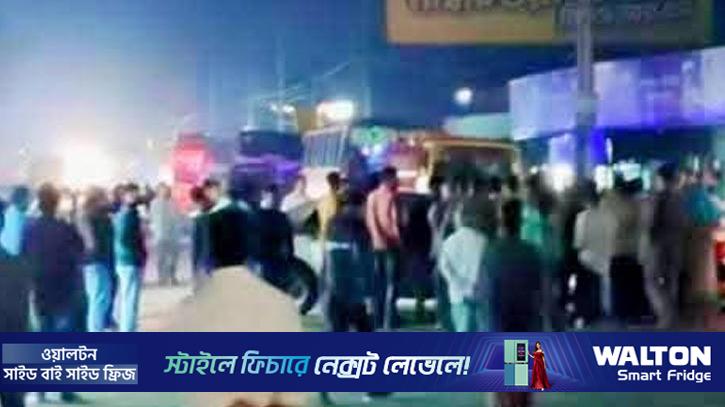 দিনাজপুরে বরযাত্রী বহনকারী মাইক্রোবাস সাইড দেওয়া নিয়ে সংঘর্ষ, নিহত ১