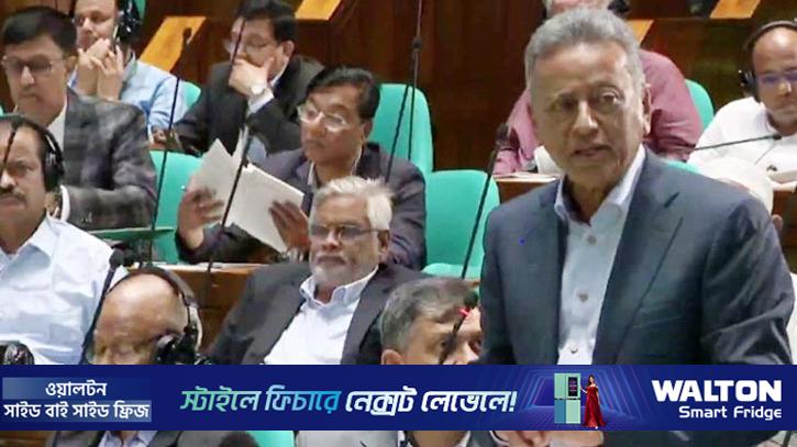 ‘বৈশ্বিক অনিশ্চয়তার মধ্যেও অর্থনীতি স্থিতিশীল রাখতে কাজ করছে সরকার’