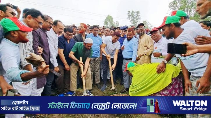 জনগণের জীবনমান উন্নয়নে সরকার কাজ করছে: পানিসম্পদ প্রতিমন্ত্রী