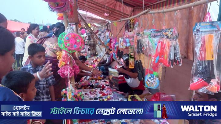 মৌলভীবাজারে জমে উঠেছে ২০০ বছরের বৈশাখী মেলা