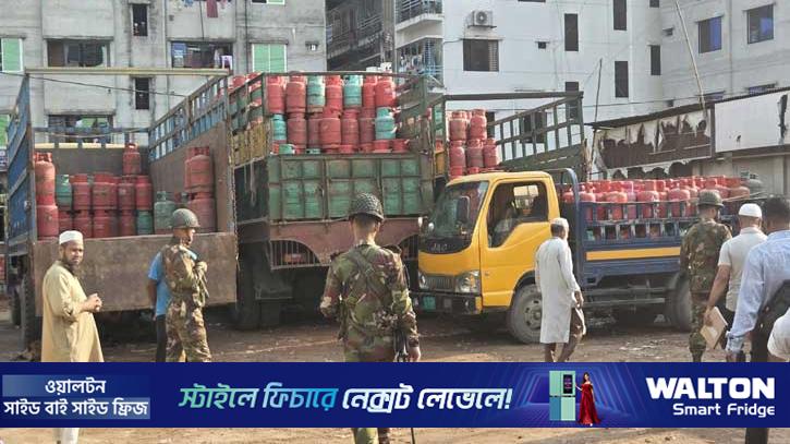 গ্যাস সিলিন্ডার মজুদ করায় সাড়ে ৪ লাখ টাকা জরিমানা
