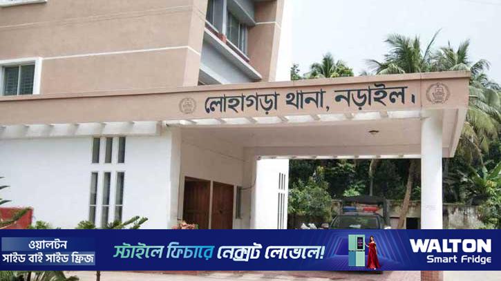 গৃহবধূর ঝুলন্ত মরদেহ উদ্ধার, পা ছিল শিকলে বাঁধা