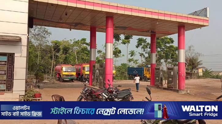 তেল না পেয়ে পাম্প ম্যানেজারকে ট্রাকচাপা দিয়ে হত্যার অভিযোগ