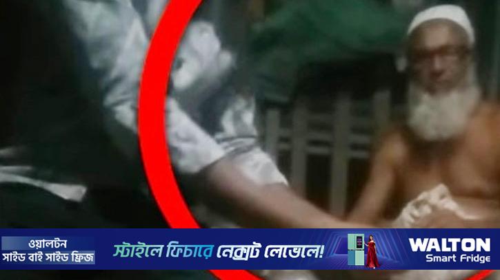 পটুয়াখালীতে ইউপি চেয়ারম্যানের টাকা নেওয়ার ভিডিও ভাইরাল