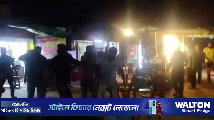 রাবিতে বিল নিয়ে বাকবিতণ্ডা, ছাত্রদল নেতার বিরুদ্ধে দোকানিকে মারধরের অভিযোগ