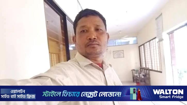 ঠাকুরগাঁওয়ে কারাগারে থেকে বেতন তুলছেন ভূমি অফিসের কর্মচারী