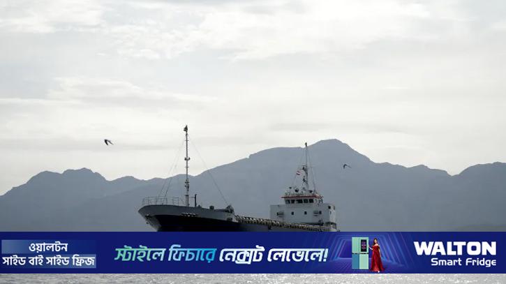 ইরানের বন্দর অবরোধের ঘোষণা মার্কিন সামরিক বাহিনীর