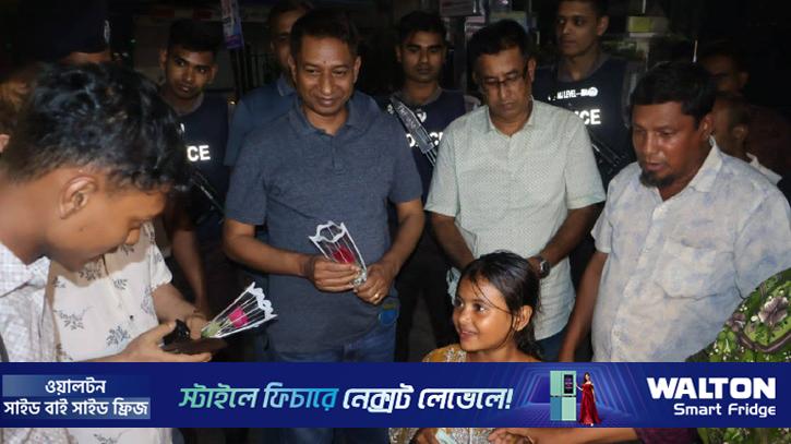 ‘ভাইরাল’ পথশিশুকে ঘিরে সিলেট পুলিশ কমিশনারের ‘বিশেষ’ সংবাদ সম্মেলন