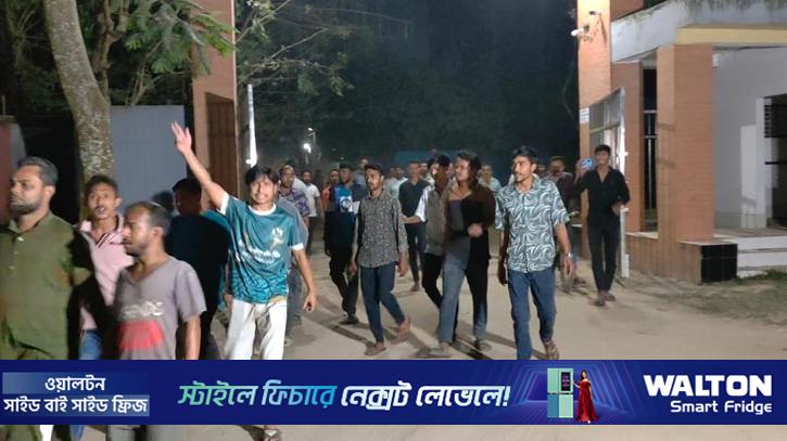 ঠাকুরগাঁওয়ে এসপির গাড়ি আটকে ‘মব’ তৈরির চেষ্টা, বাসচালক আটক