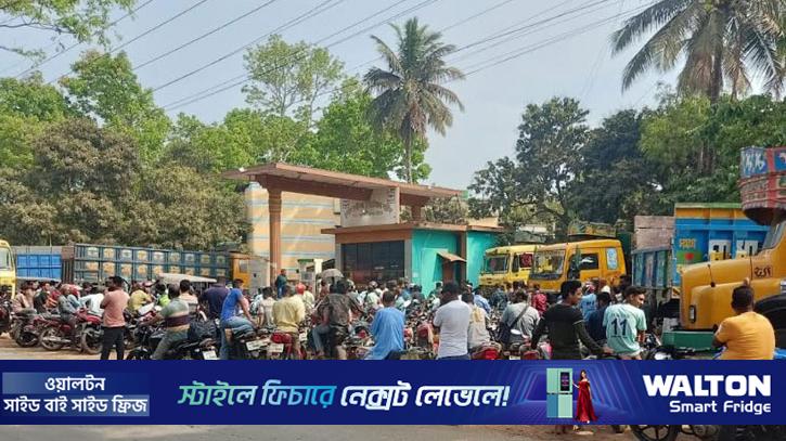 সাতক্ষীরায় ‘ফুয়েল কার্ড’ বাধ্যতামূলক