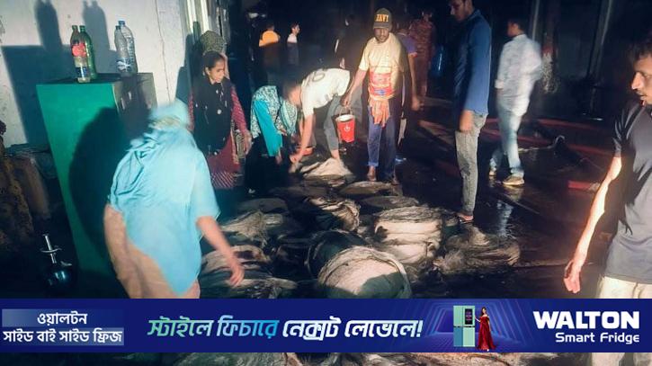 যশোরে পাটকলে আগুন, কোটি টাকার ক্ষতি