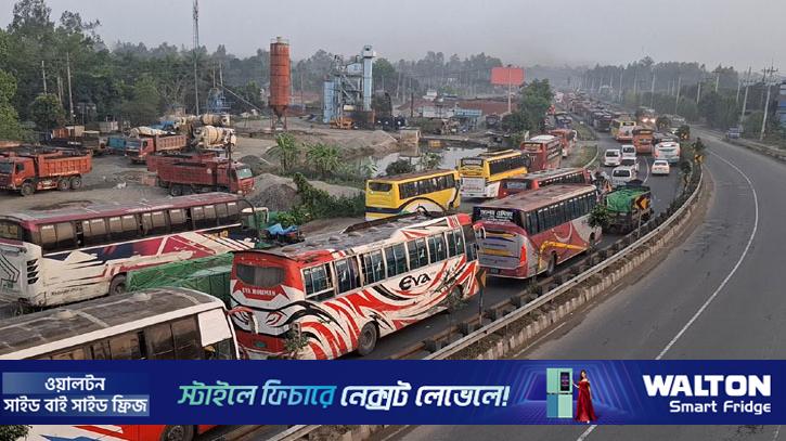 ঢাকা-টাঙ্গাইল মহাসড়কে ২০ কিলোমিটার এলাকায় যানবাহনের ধীর গতি