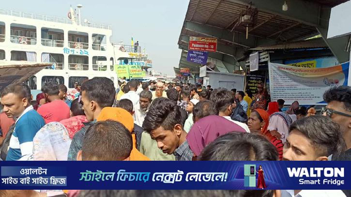 ঘরে ফেরার আনন্দের কাছে ম্লান ঈদযাত্রার ভোগান্তি 