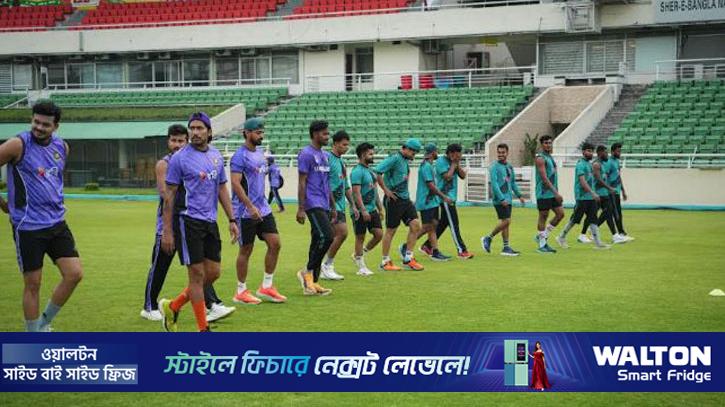 ‘তারকাখ্যাতি কাজে লাগিয়ে রাজনীতির দরকার নেই’