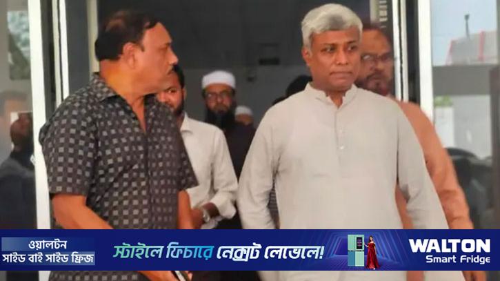 তেলের ডিপোতে হঠাৎ হাজির জ্বালানি প্রতিমন্ত্রী