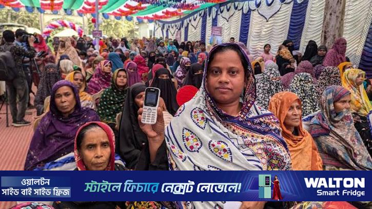 ফ্যামিলি কার্ড পাওয়ায় এখন আর ওষুধের টাকা নিয়ে চিন্তা নেই মোর্শেদার