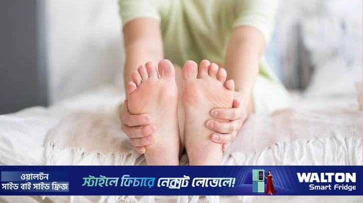 গরমে পা সুস্থ ও সতেজ রাখার  ৫ উপায়