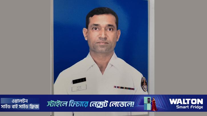 গার্ড রুমে পড়ে ছিল কোস্টগার্ডের গুলিবিদ্ধ লাশ, যা বলছে পুলিশ