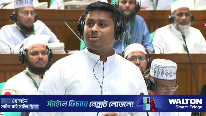 ভর্তিতে লটারির সমালোচনা হাসনাতের