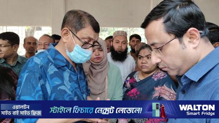 হঠাৎ উপজেলা হাসপাতালে স্বাস্থ্যমন্ত্রী, পেলেন নানা অনিয়ম