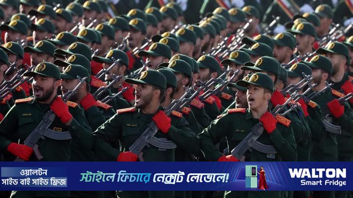 ইরানের শাসনভার এখন কার হাতে?