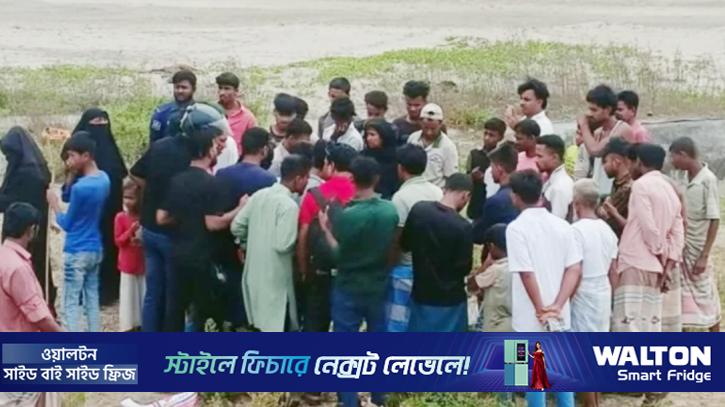 সড়কের পাশে পড়ে ছিল তরুণের বস্তাবন্দী খণ্ডিত মরদেহ