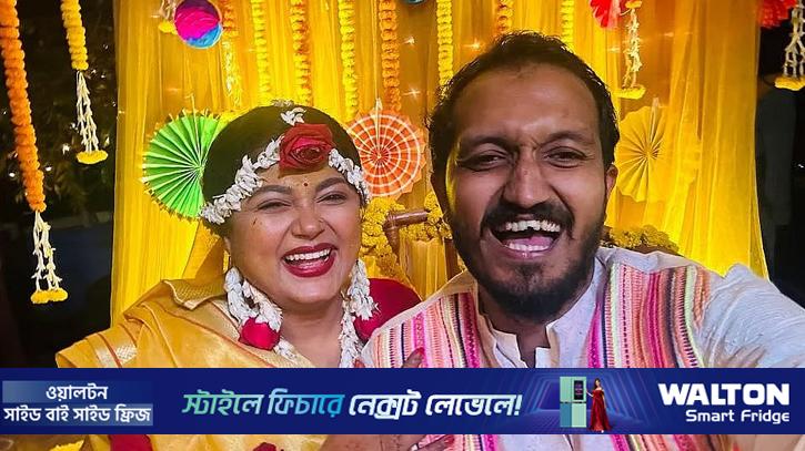 ভেঙে গেল মৌসুমী হামিদের সংসার