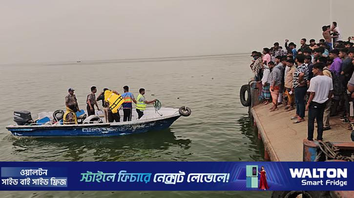 বাসে ছিলেন ৪০ জন যাত্রী, ঘটনাস্থলে উদ্ধারকারী ‘হামজা’
