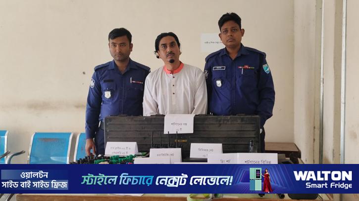 খাদেম হত্যা মামলা: সুরেশ্বর দরবার শরিফের পীর গ্রেপ্তার