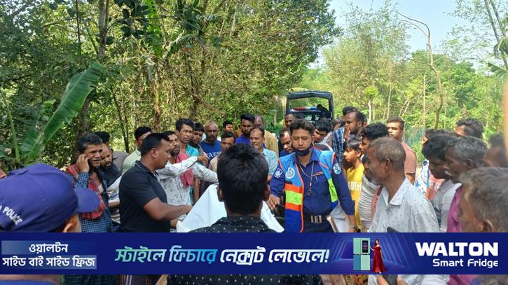 রাতে নিখোঁজ, সকালে পদ্মায় ভেসে উঠল লাশ