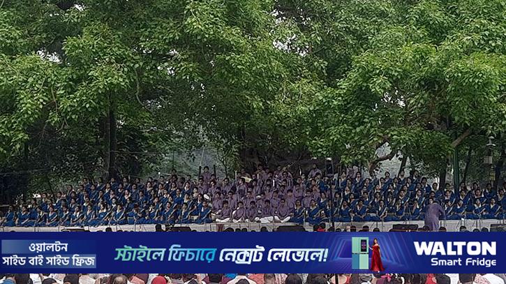 বটমূলে নববর্ষকে বরণ করে নিল ছায়ানট