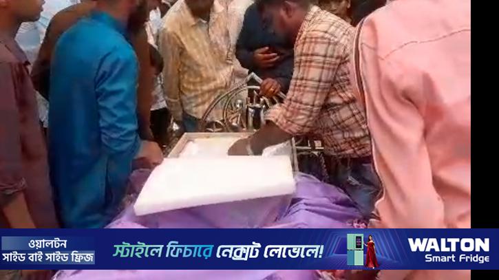 দুবাইয়ে ক্ষেপণাস্ত্রের আঘাতে নিহত সালেহর মরদেহ বাড়িতে পৌঁছে দিলেন প্রবাসী কল্যাণমন্ত্রী