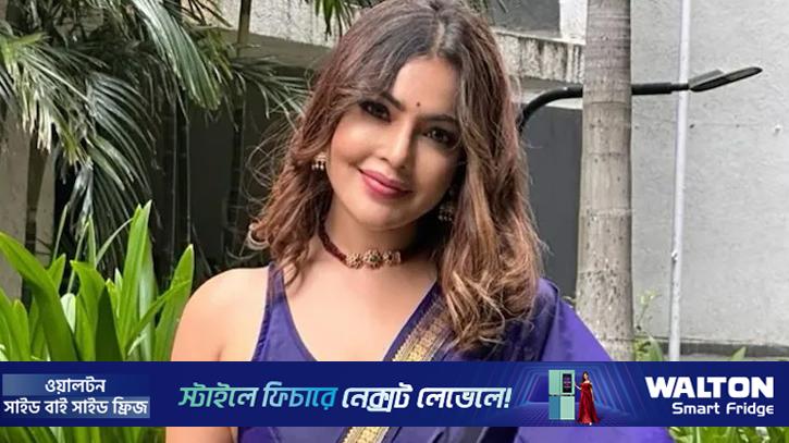 অভিনেত্রীর রহস্যজনক মৃত্যু