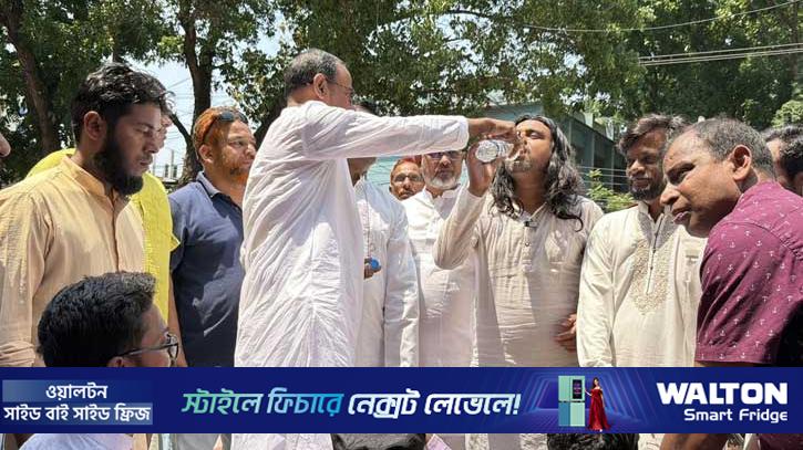 টাঙ্গাইলে প্রতিমন্ত্রী টুকুর আশ্বাসে অনশন ভাঙলেন আন্দোলনকারীরা