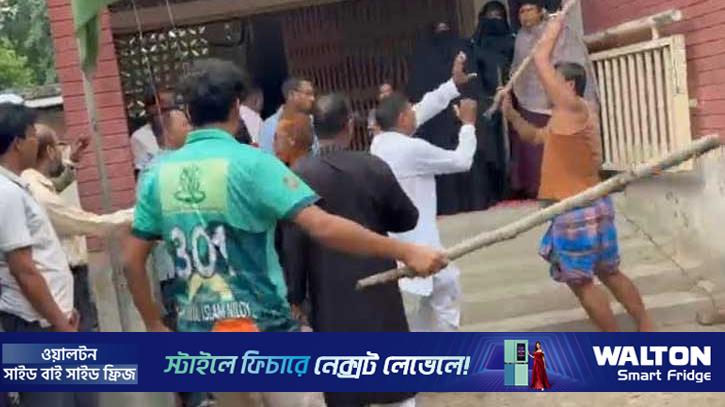 স্কুলের অনুষ্ঠানে ইউপি চেয়ারম্যানের ওপর বিএনপি নেতার হামলা