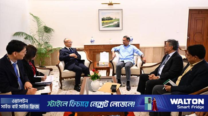 প্রধানমন্ত্রীর সঙ্গে এডিবির প্রতিনিধিদলের সাক্ষাৎ