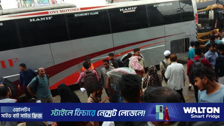 যাত্রাবাড়ীতে ঘরমুখো মানুষের চাপ, বাড়তি ভাড়ায় ঈদযাত্রা  