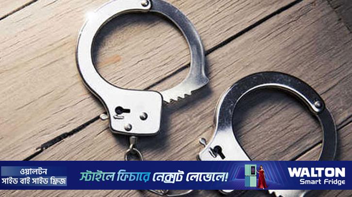 যশোরে অস্ত্র ও গুলিসহ শীর্ষ সন্ত্রাসী অনিক ও তার সহযোগী আটক