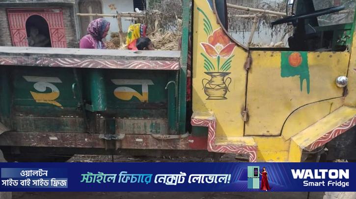 কুষ্টিয়ায় ট্রলিচাপায় শিশুর মৃত্যু
